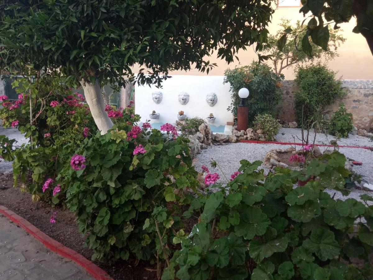 Εlegant Villa Liakos Pigí Buitenkant foto
