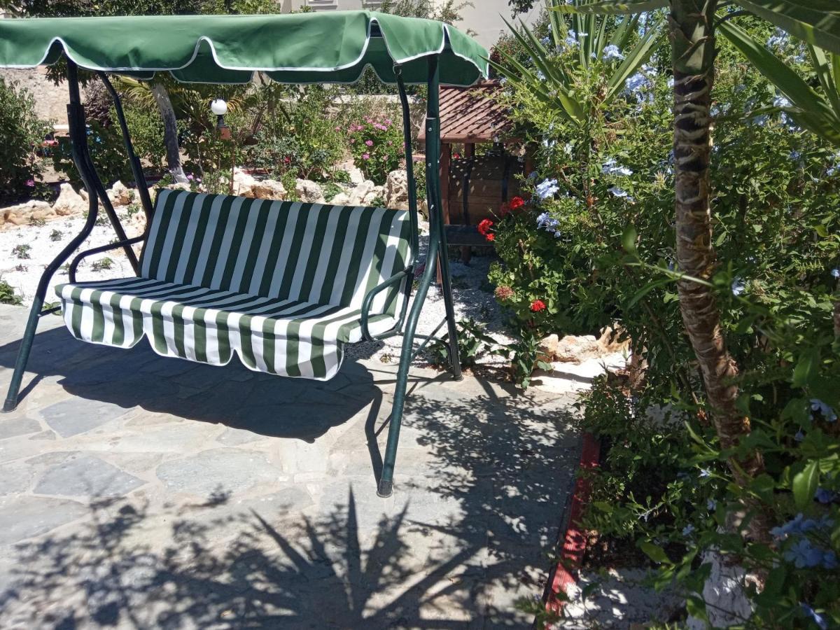 Εlegant Villa Liakos Pigí Buitenkant foto