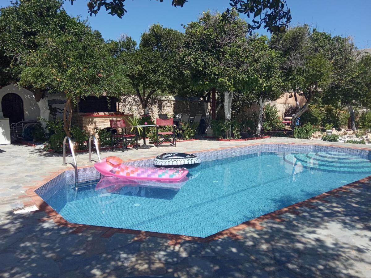 Εlegant Villa Liakos Pigí Buitenkant foto