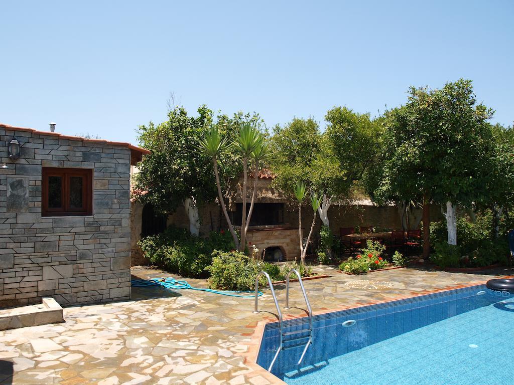 Εlegant Villa Liakos Pigí Buitenkant foto